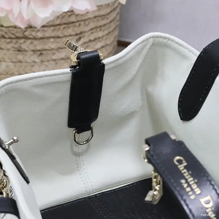 Fashionrep Bags Dio 2405YA0154 0812